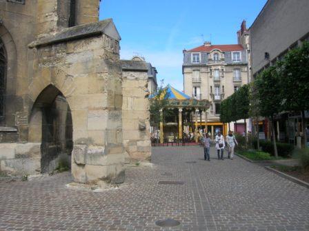 Reims street scene